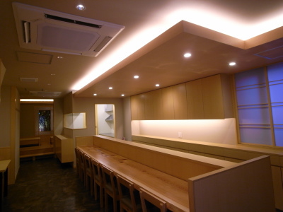 居酒屋３